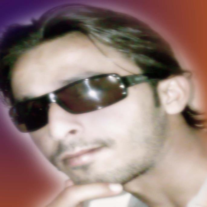 UkKolachi's profile picture. 