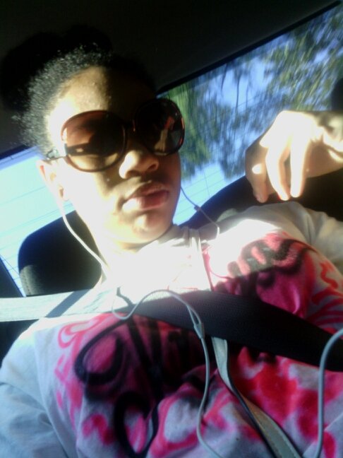 SingleeeeeNCuteeeee