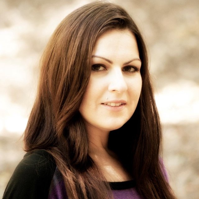 MendingMoon's profile picture. Swedish, Reflexology, Tui Na, Deep Tissue, Trigger Point, Craniosacral Therapy, Lymphatic Drainage, Somatic Therapy -- Mother & Student Of Life.