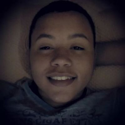 Eu tenho fé , nada me abala , eu tô ligado , aqui se faz aqui se paga ;)
