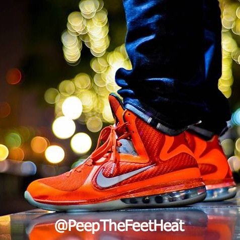 Follow for the Best Pics & Info of Sneakers | DM us your KOTD to be Featured on this page | #PeepTheFeetHeat | Business Inquires Only: PeepTheFeetHeat@yahoo.com