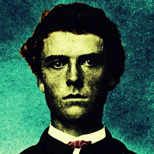 _angelovigil's profile picture. 