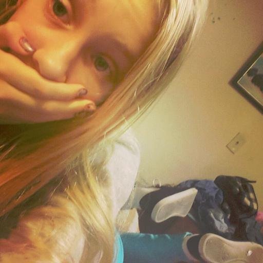 IM A MAGCON FAN NASH AND HAYES ARE DA BABESS