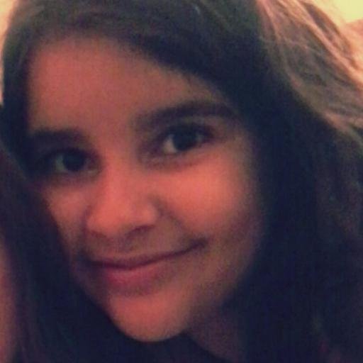 Sou uma menina inteligente,que gosta muito de ver chiquititas e amo a patrulha salvadora.