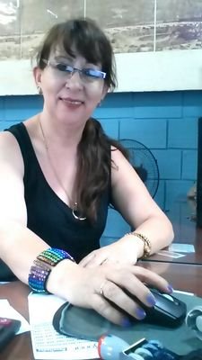 Nacida en Malaga santander.actualmente secretaria APYUMYme gusta hacer amigos ...