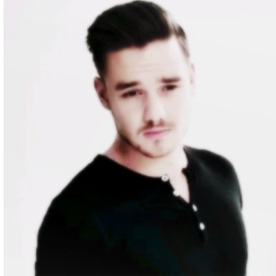 follow @bluntsbyzouis