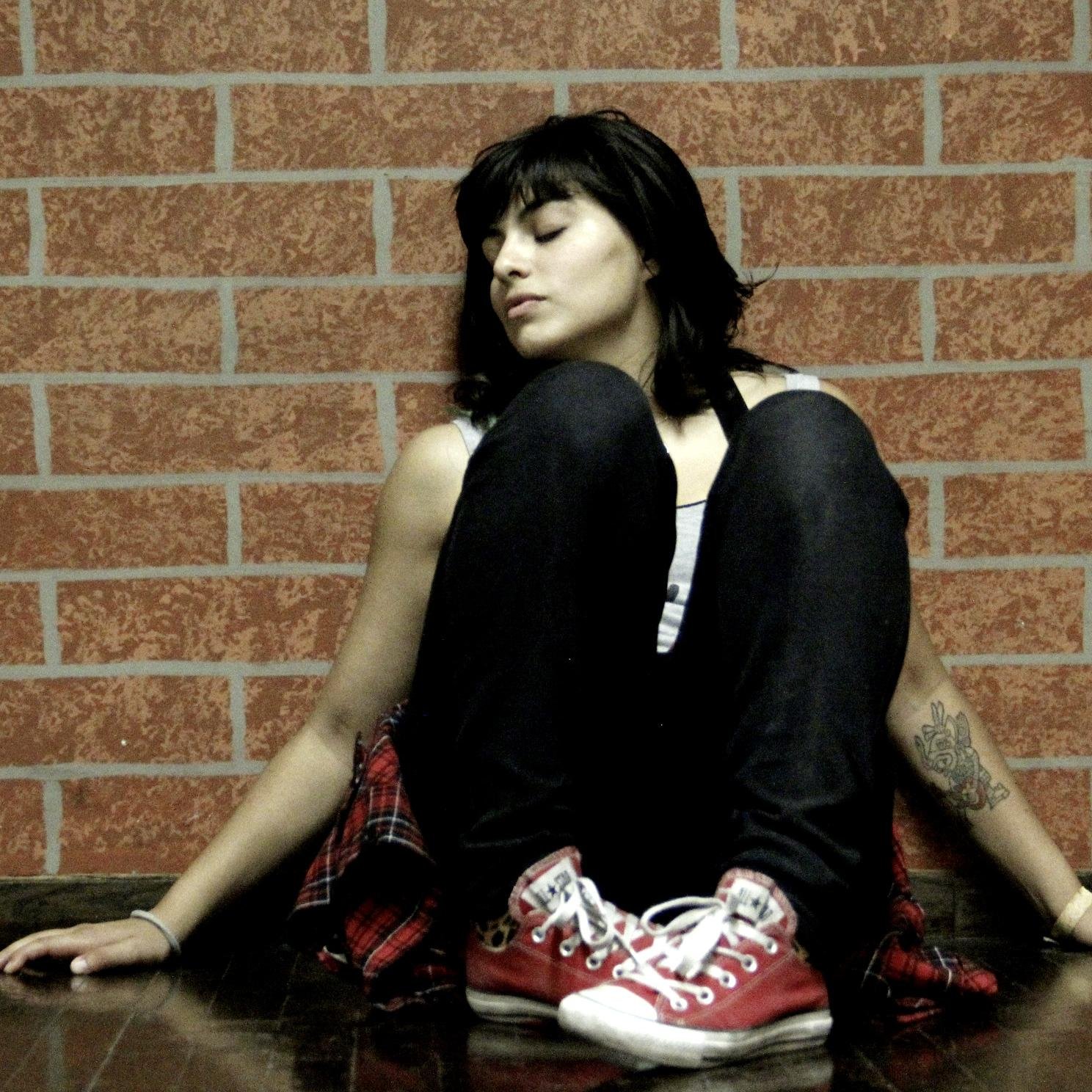 Coreografa y Bailarina durante el dia, super emo en las noches.