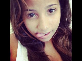 Divertida,media loca,pero buena amiga ^.^