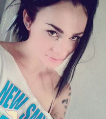 un tiempo de vida y muerte es lo unico que tengo seguro ... mientras tendre que ser feliz bailar beber , que el mundo me voi a comer   i love fashion victimz