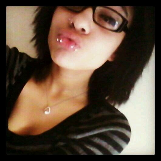 Ericka__Jane's profile picture. - RIP LA CAPONE✊ #CAMMY  SNAKEBITES SMILEY NOSERING BLONDE  im the shit bitch dont touch me I charge for hugs.