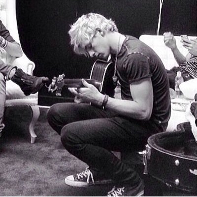 ⠀ ⠀⠀⠀⠀⠀ ⠀ ⠀Got my heart made up on you! ⠀ ⠀⠀⠀⠀⠀@FcuxingThatGuy