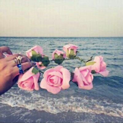 we_milla's profile picture. 