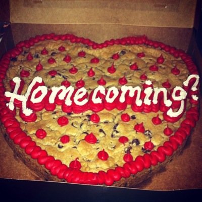 The best Homecoming proposals! Hashtag your homecoming proposal using #HocoPros and we might post yours!