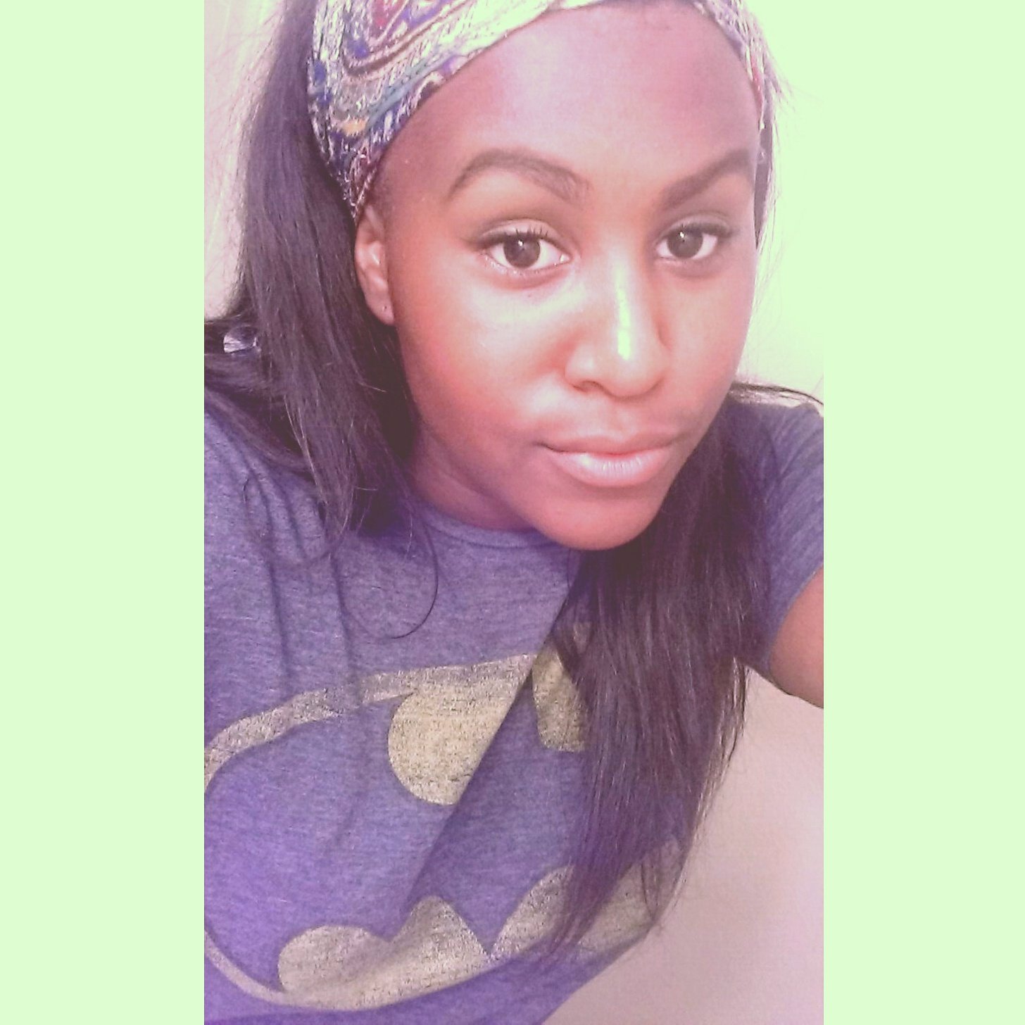 Volleyball(First Team) #15.Instagram: @ecirpaira . College girl.