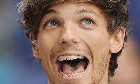 1/5 of one direction :) Live life for the moment because everything else is uncertaint! We would be nowhere without our incredible fans, we owe ir all to you