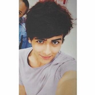 حسابي جديد .. اتشرف بكم جميعاًا ♥ _ Kik:3looshe16