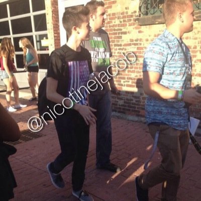 aztecjw's profile picture. FOLLOW @NICOTINEJACOB OR I UNFOLLOW YOUR THOTASS!