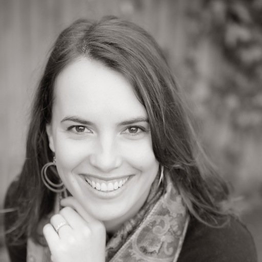Author of “From Ouch! To Ahhh...The New Mom's Guide to Sex After Baby.” writer/firefighter. Co-Director @emergencyedintl. she/her/hers