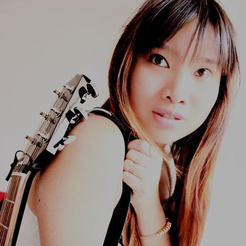 I am singer and guitarist originally from france. I love to sing and love all kinds of music