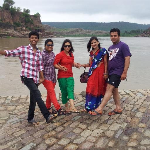 sahyogdineshsh1's profile picture. 