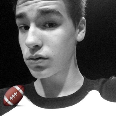 FOLLOW @NICOTINEJACOB OR I UNFOLLOW YOUR THOTASS!