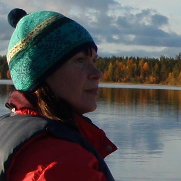 IirisPonkala's profile picture. Communicator and hunter's wife. Loves family, hiking and Finnish nature, interests in business, well-being, politics. Views always my own.