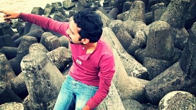 हिंदुत्व का पुजारी हूँ हिंदी में लिखता हूँ बीजेपी/आरएसएस समर्थक जय माता दी