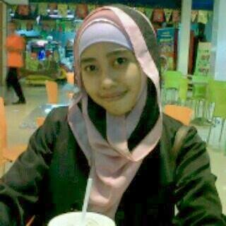 Aku adalah orang yang tak sempurna, olehkarena ketidaksempurnaanku itu q harus berusaha tuk jadi yg terbaik..ahihihih :P