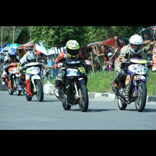 VrAtew's profile picture. 