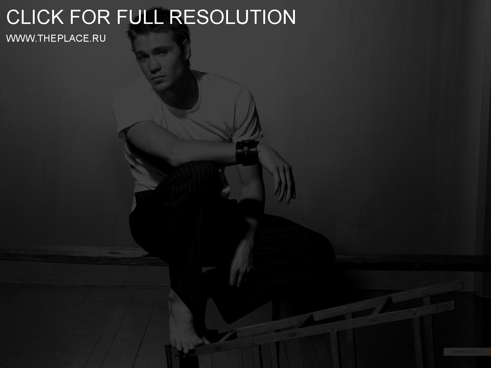 lizaborodinets's profile picture. Когда пытаешься помочь человеку, а он всё больше утопает в депрессии, то это наводит на мысль о собственной ничтожности.