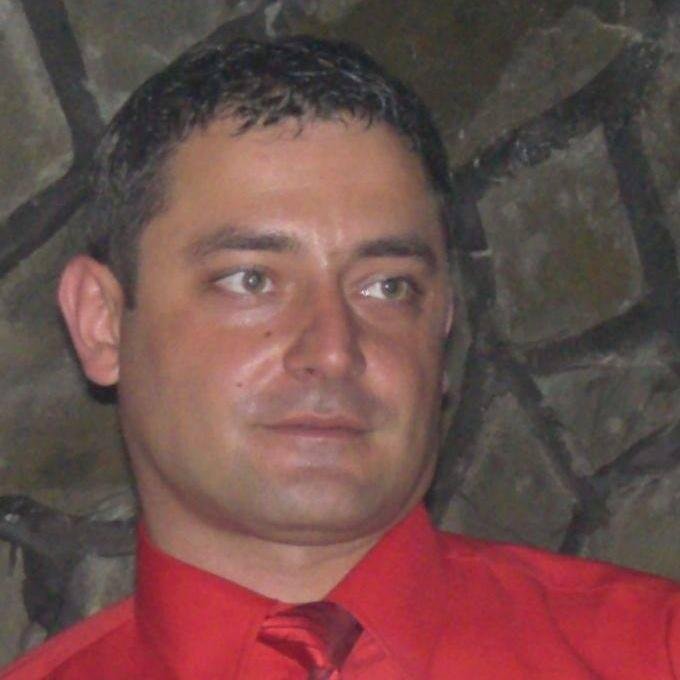 Chris75Forever's profile picture. 