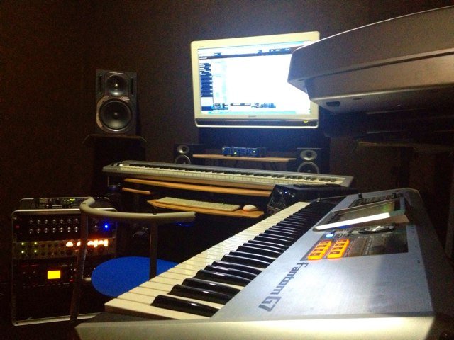 geve_studio's profile picture. aransemen,recording,mixing,mastering ALL GENRE Jl.PBSI no.5 Cipayung,Jakarta Timur Hp/WA 081314627926 pinBB 76038727 studiogeve@gmail.com By @gavethello