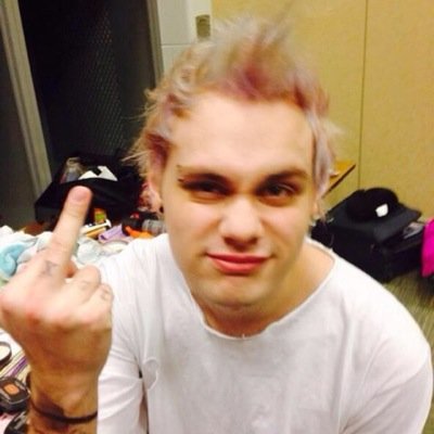 I KNOW michael would love you and your sweet booty. Love, @trippyskyirwin