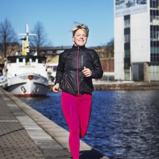 allakantrana's profile picture. Alla kan träna - ärlighet om löpning och annat. En träningsblogg om multisport, kroppen och skallen.