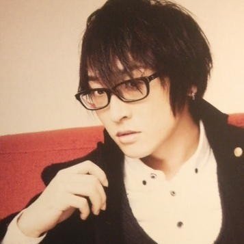 声優大好き、アニメ大好きッ子です！（≧∇≦） 低ボイス方なら誰でもすきです（≧∇≦） フォローしてくださる方一言ください！でないとわからないです(´;︵;`) お願いしやす！☆