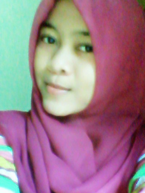 Islamic University of Indonesian -FE '13 ilmu ekonomi |♥ALLAH cinta mama papa kakak ♥ | bahagiakan orang tersayang