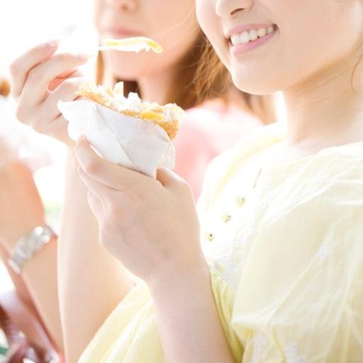 少し田舎に住んでます。でも都会を離れての田舎暮らしも良いかな～なんて思っています。