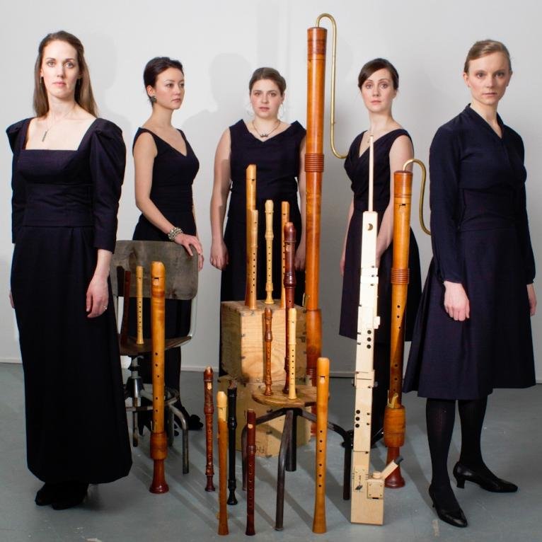 UK based recorder quintet performing Early and New music and regularly commissioning new works.  Their debut CD can be found on the @nonclassical label.