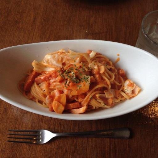 毎日の楽しみといえばお昼のランチタイムですよねー(^^)/ランチタイムはお得が一杯・お腹も一杯！美味しいものを発見したらそのつど投稿しますね！皆様も美味しいものを共有しませんか？無料で1万フォロワーと毎月1万円の副収入が入るツイッターツールを無料でプレゼントしています。よかったら下記からどうぞ！！！