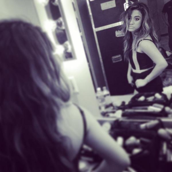 1/5 5H ~ Love my baes. ~ Roleplay