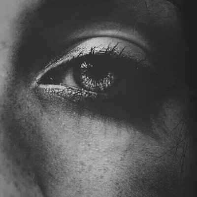 Buscando a alguien con quien compartir mi dolor.