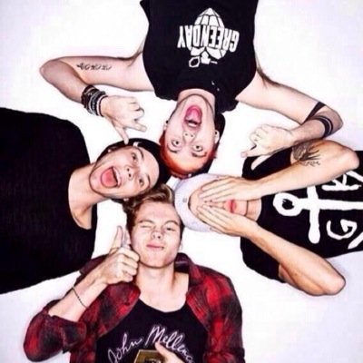 FREE FOLLOW from @5SawsPls (follow her and she'll follow back) THANK YOUUUU Hope you get a follow from your fave ;) xx