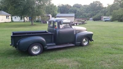 A family owned antique store that buys/sells a wide variety of items including mid-century modern, industrial, advertising, primitives & architectural salvage.