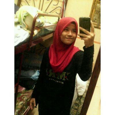 ID Wechat : ShahirahKamila.