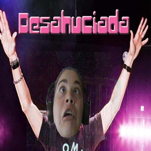 Hermana de el Monstruo de las Galletas, prima del Hombre del Saco y conocida como Desahuciada. Hago vídeos para YouTube y la gente los ve, flipa.