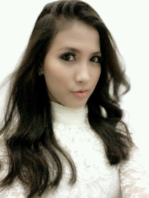 Musician, Singer, Soprano and Swarna Choir in State University of Jakarta