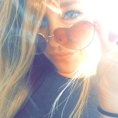 amanDUHHson's profile picture. lives too short to be anything but happy, & thats what I'ma do. cranberry & vodka. instagram:@manderface