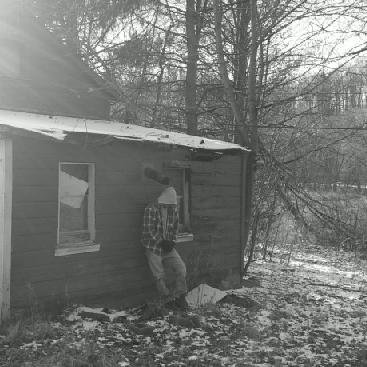 Check out my E-book Horseshoe Farms Hermit  on amazon! :)