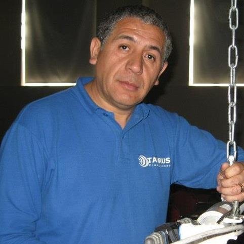 Soy Ingeniero en Procesos Industriales y profesor de Mecánica de Estructuras.