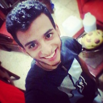 ( Si te etreves yo me atrevo )Ella me enseña lo que quiere Y a ti lo que le conviene Para mi es sólo atracción Para ti más que un ilucion (0.6)